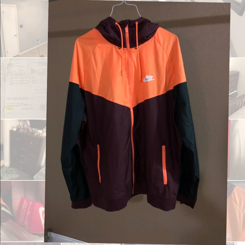 Nike Sportswear Windrunner / Windbreaker Mens